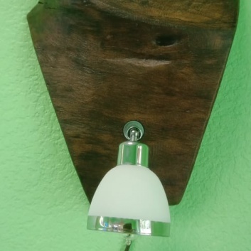 HMTRI 1x14 koka  sienas  lampa ar G9 patronu,vadu,slēdzi,kontakdakšu