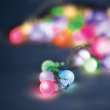 Virtene  LED  FROSTED  BALLS  FB53  5m  30 bumbiņas  daudzkrāsainas  230V