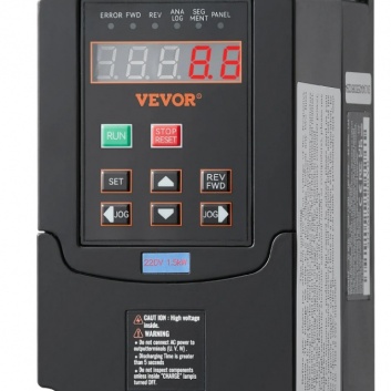 VEVOR  frekvences  pārveidotājs  VFD 2 ZS , 1,5 kW , 7,5 ampēri , 220 V , 1 vai 3 fāžu  ieeja  uz  3 fāžu  izeju, 0–400 Hz