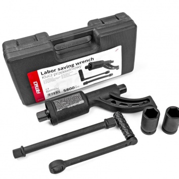 Griezes  momenta  pastiprinātājs  ar  uzgriežņu  atslēgu  komplektu  KASTĒ , 5800Nm