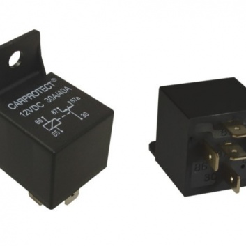 12V  30A  universālais  relejs  ar ligzdu un vadiem
