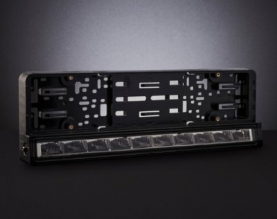 LED  tālo  gaismu  papildlukturis  ar numura  turētāju