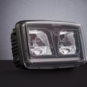 Valtra  priekšējie  lukturi , tālās  gaismas , tuvās  gaismas  un  gabarītlukturi (2Gab)