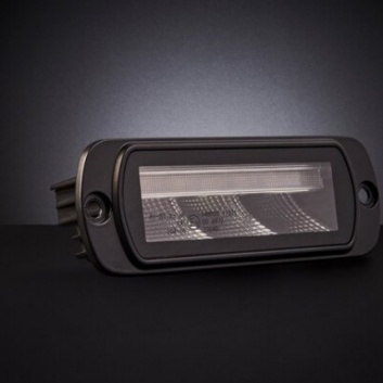 Atpakaļgaitas  LED  lukturis  ar  stroboskopisku  gaismu, iebūvējams
